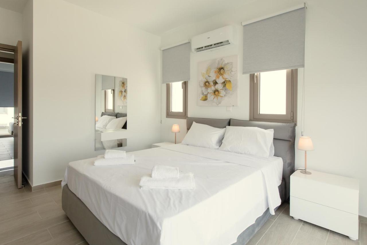 Palm Tree Villas Livádia Kültér fotó
